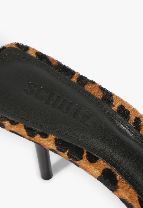 Schutz Tamanco Elodie Couro Animal Print - Imagem 5