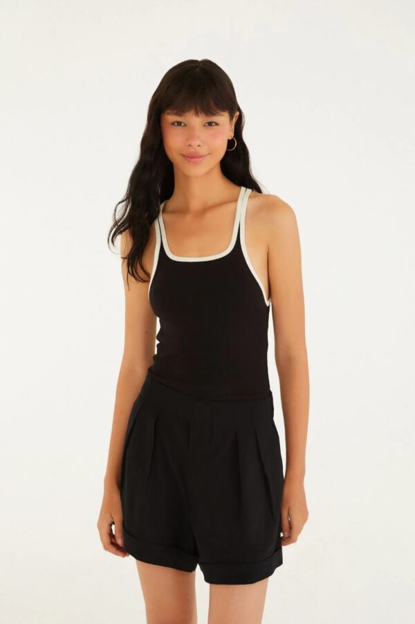 Farm Short Alfaiataria Bolso - Imagem 4