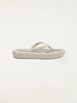 Farm Chinelo Canoa Print