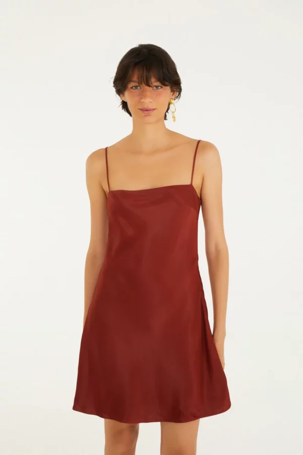 Farm Vestido Curto Alcinhas Cetim Marrom