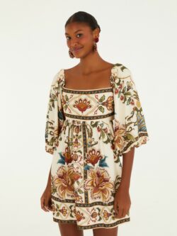 Farm Vestido Curto Estampado Jardim Majestoso