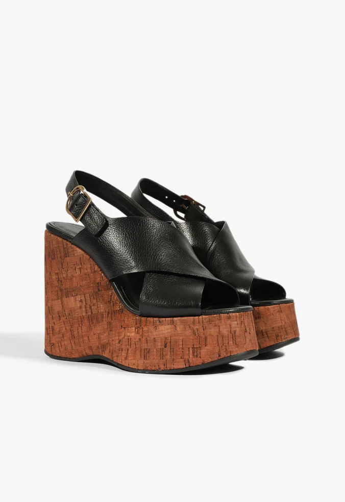 Schutz Sandália Anabela Couro Preta