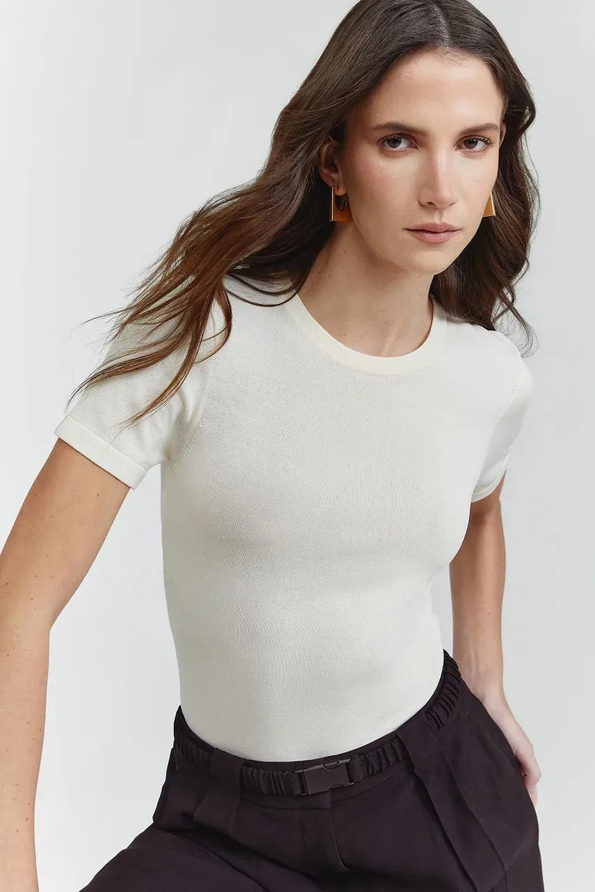 NV Blusa Tricot Leda - Bege Marfim