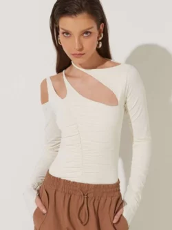 Le og BODY ISIS PRETO