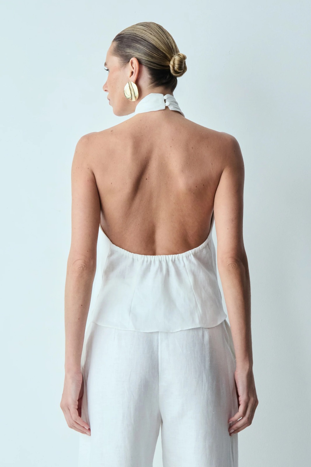 Zen BLUSA TORÇÃO HALTER EM LINHO BRANCO - Imagem 4